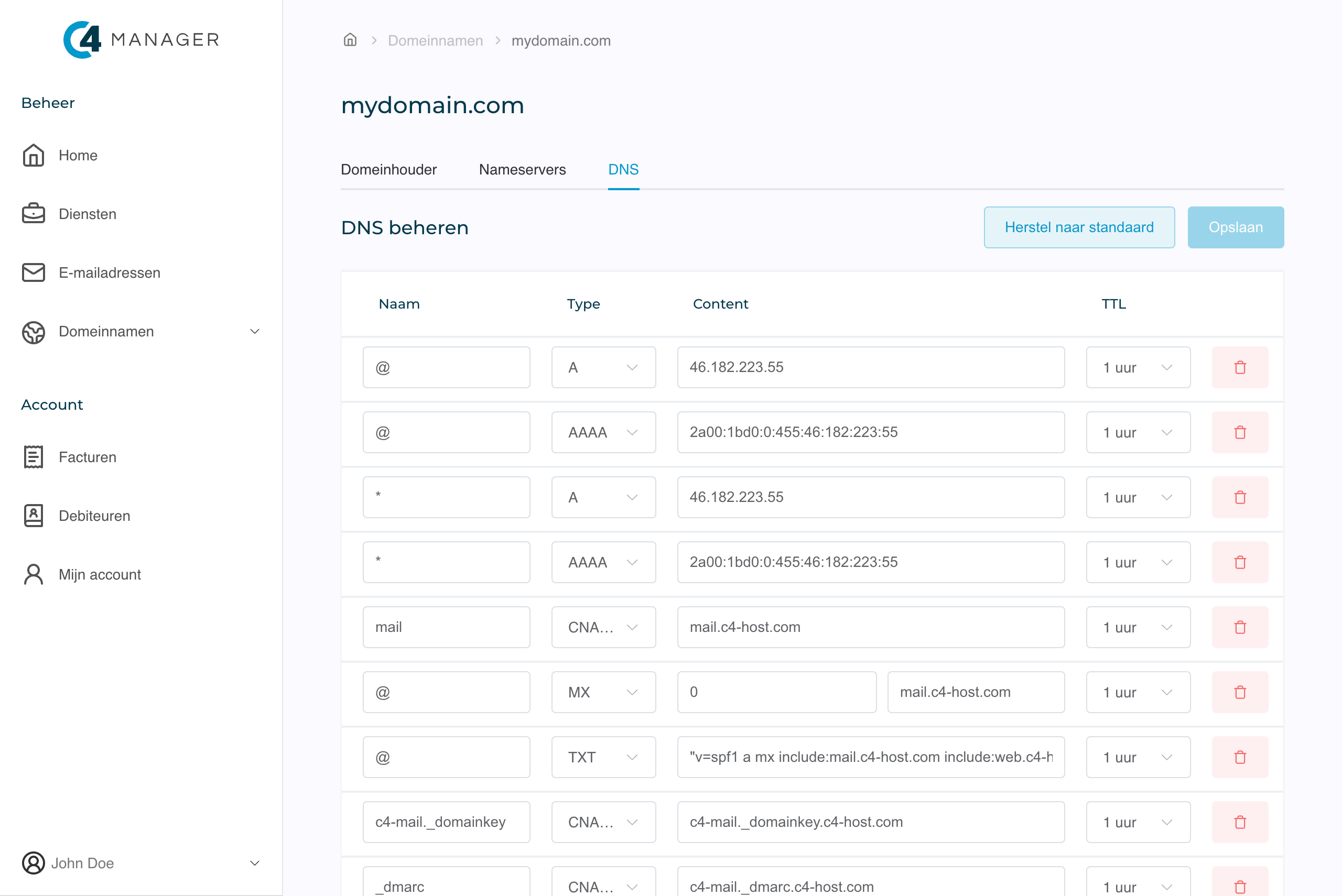 Screenshot van het beheren van de DNS instellingen van een domein in het C4 Host klantenpaneel.